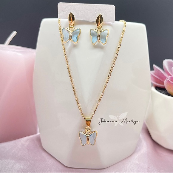 18k Gold Filled Blue Topaz Butterfly Earrings & Necklace Set 🦋✨ - Picture 7 of 7